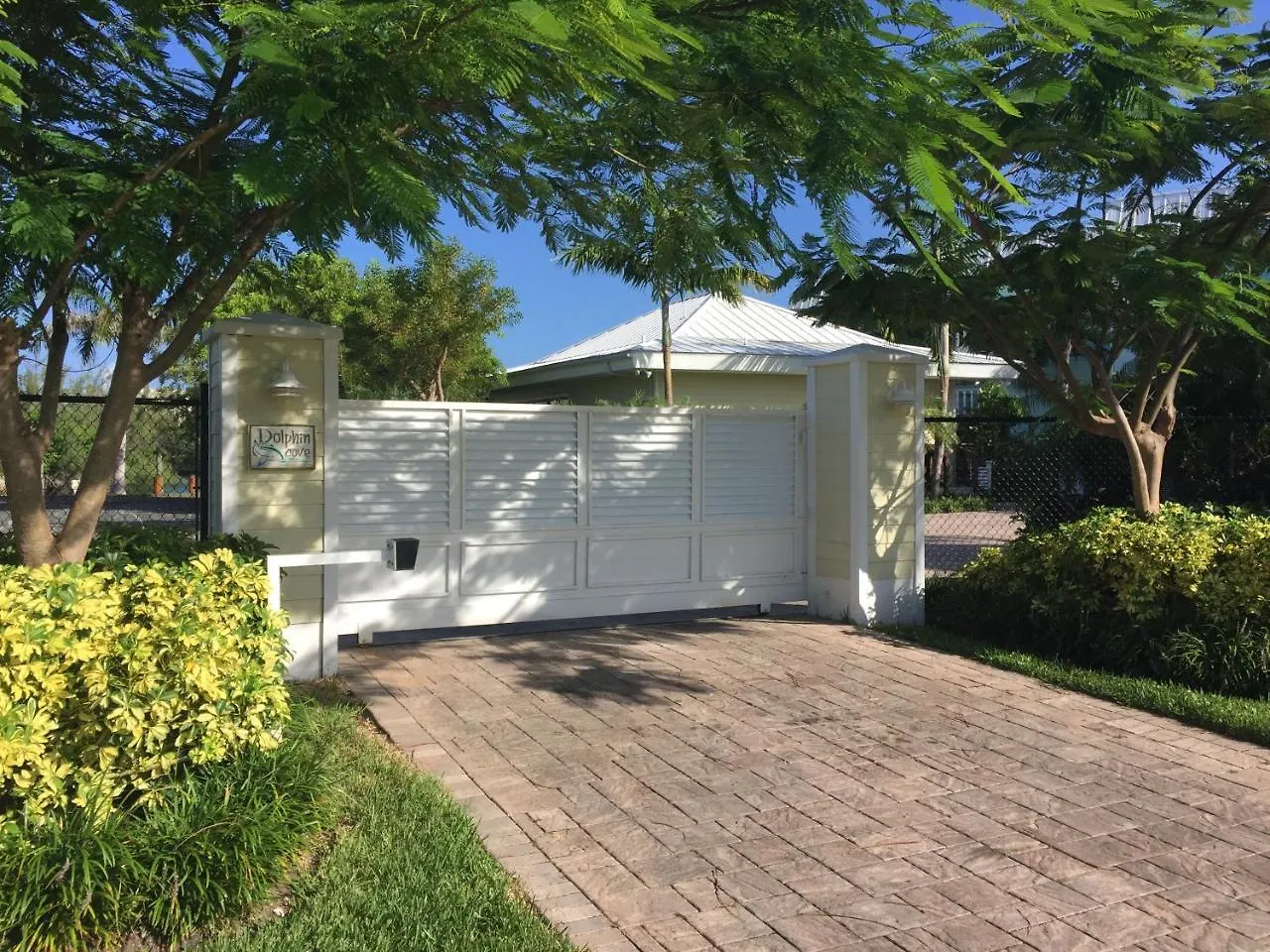 Willa Dolphin Cove (Adults Only) Freeport Bahamy