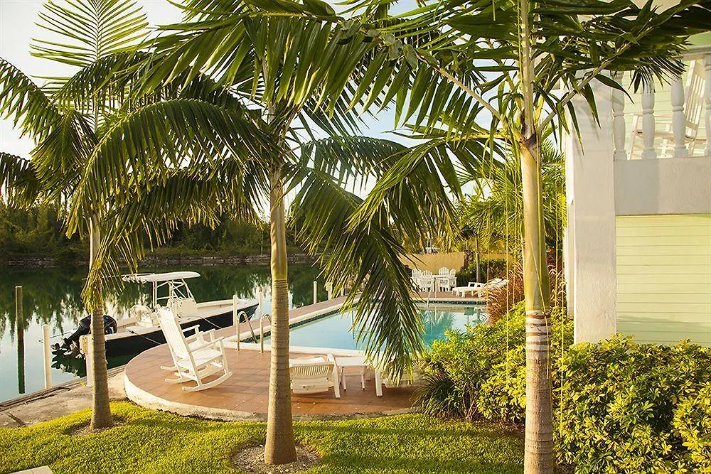 Вилла Dolphin Cove (Adults Only) Фрипорт-Сити 0*,